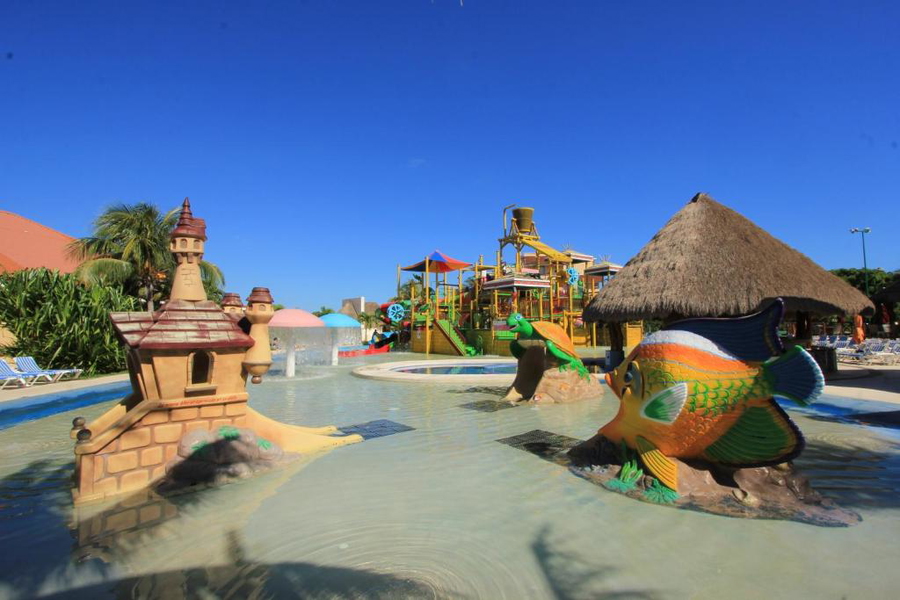 All Ritmo Cancun Resort & Waterpark Daypass Image