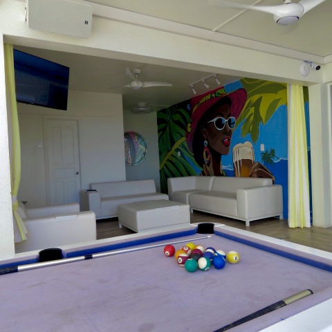 Seaview Beach Hotel Daypass Image