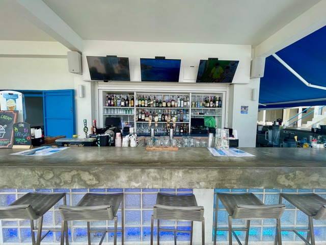 Seaview Beach Hotel Daypass Image