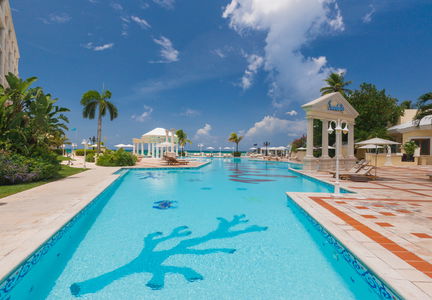 Sandals Royal Bahamian Daypass Image