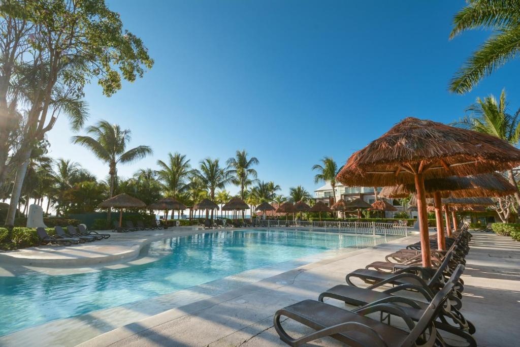 Sandos Caracol Nature Resort & Water Park Image