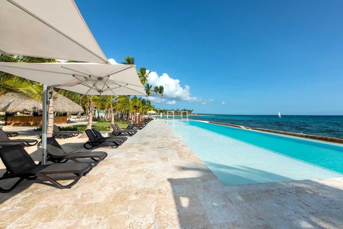 Viva Wyndham Dominicus Beach Image