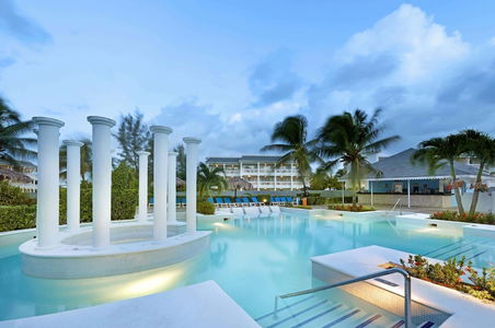 Grand Palladium Jamaica Resort and Spa Daypass Image