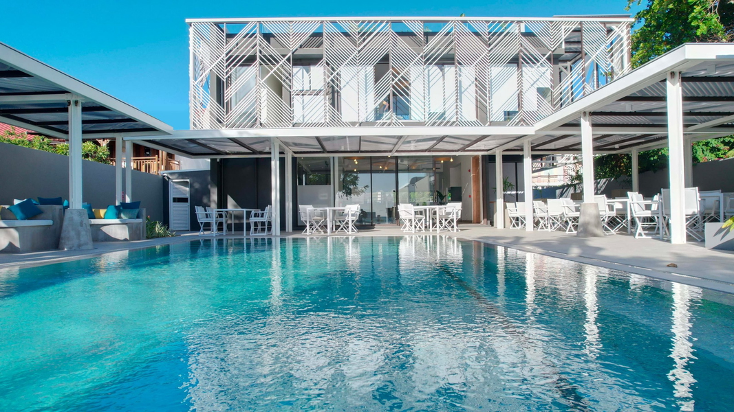 2Beach Club by 2Futures Daypass Image