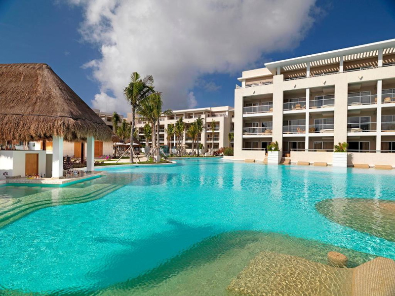 Paradisus Playa del Carmen Daypass Image