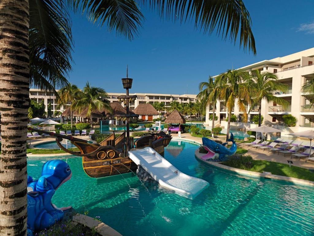 Paradisus Playa del Carmen Image