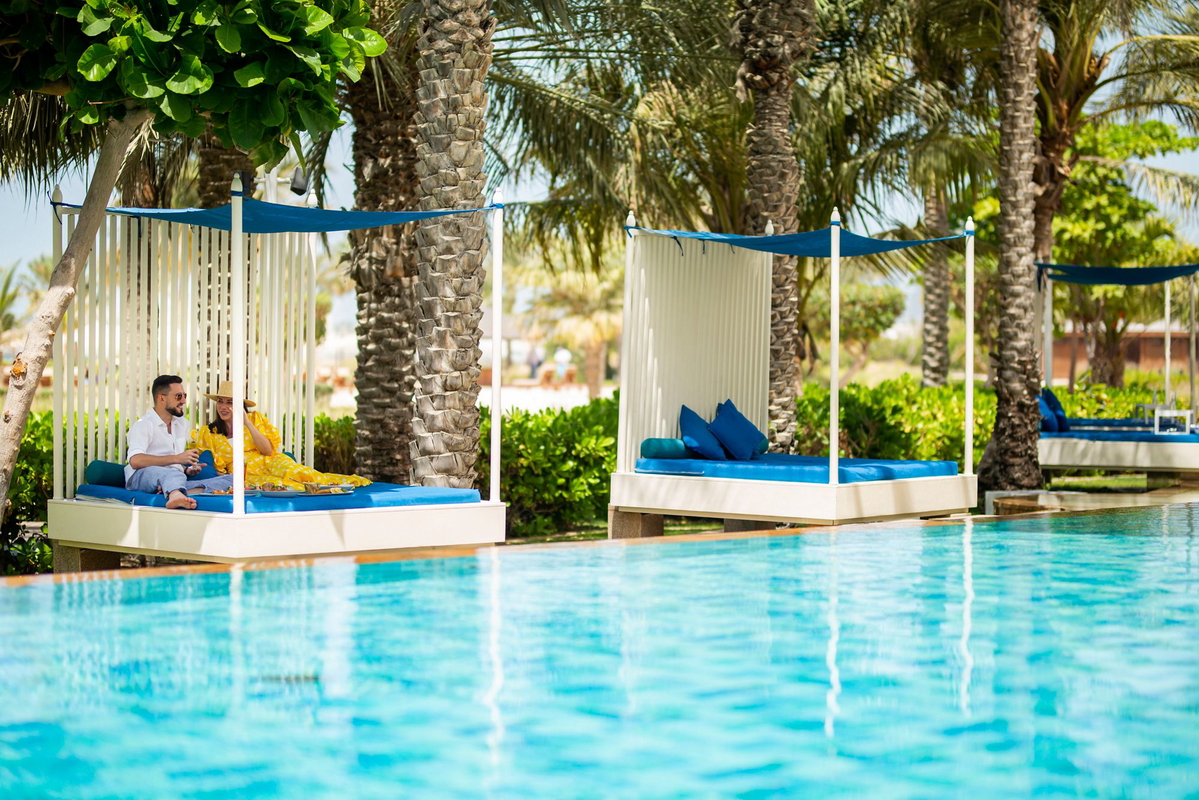 La Baie Lounge at The Ritz-Carlton Dubai Image