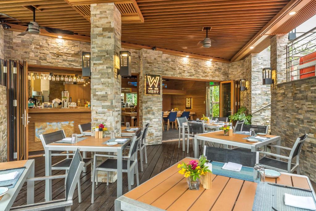 Kokomo Botanical Resort Image