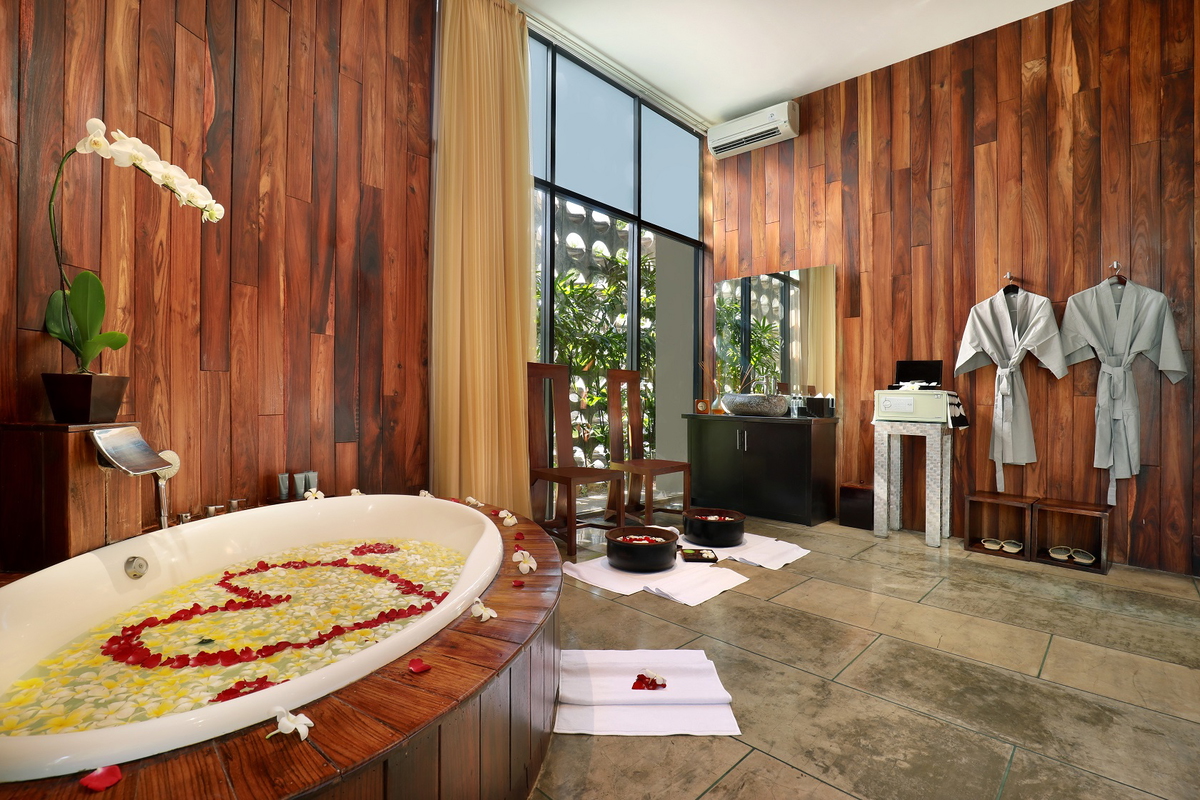 Peppers Seminyak Daypass Image