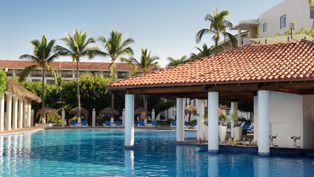 Melia Puerto Vallarta Daypass Image