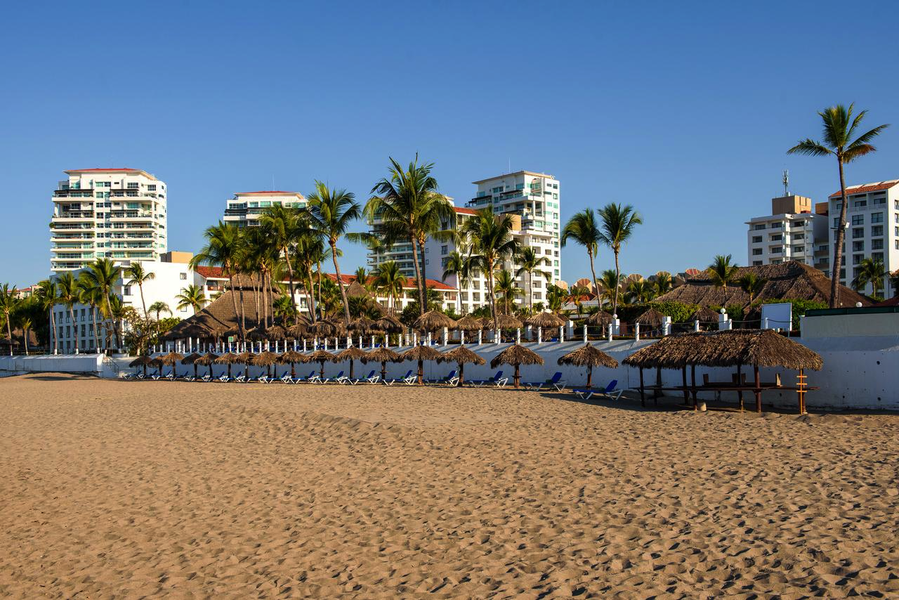 Melia Puerto Vallarta Daypass Image