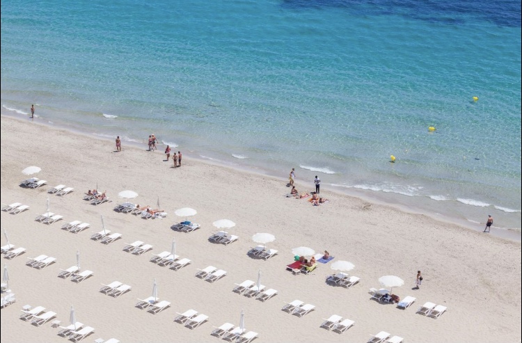 Ushuaïa Ibiza Daypass Image(s)