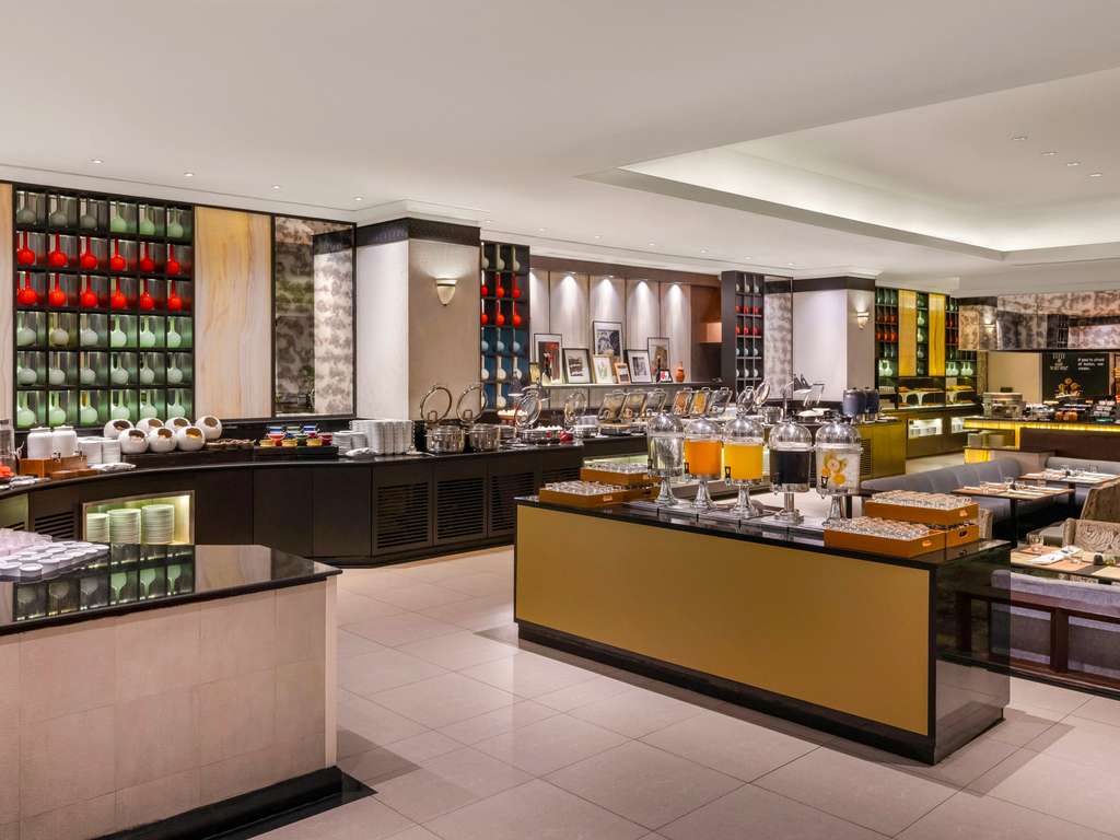 Grand Mercure Bangkok Atrium Image