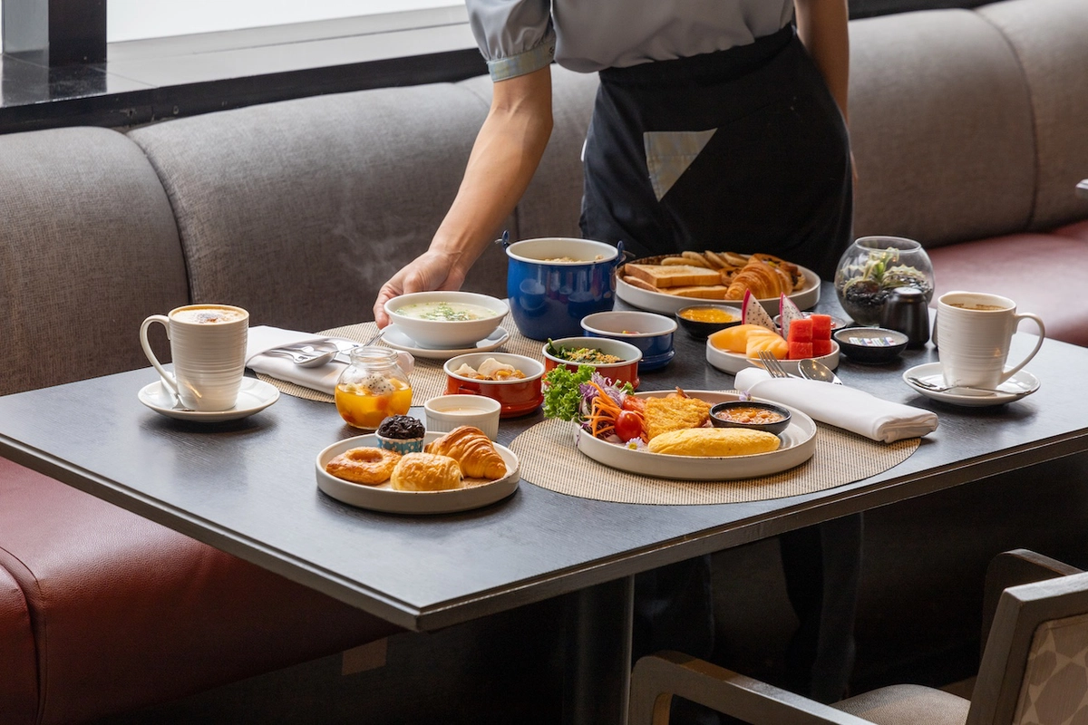 Grand Mercure Bangkok Atrium Image