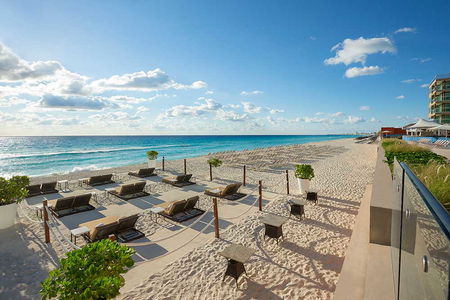 Hard Rock Hotel Cancun Daypass Image
