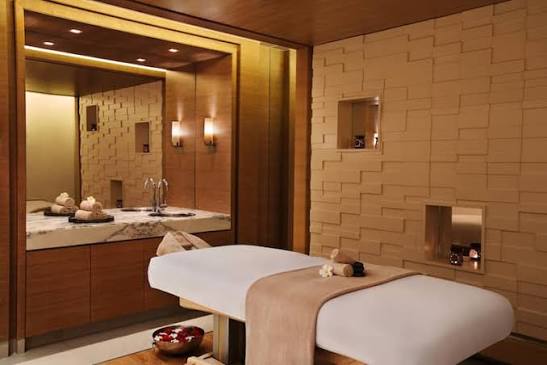 DoubleTree by Hilton Jumeirah Image