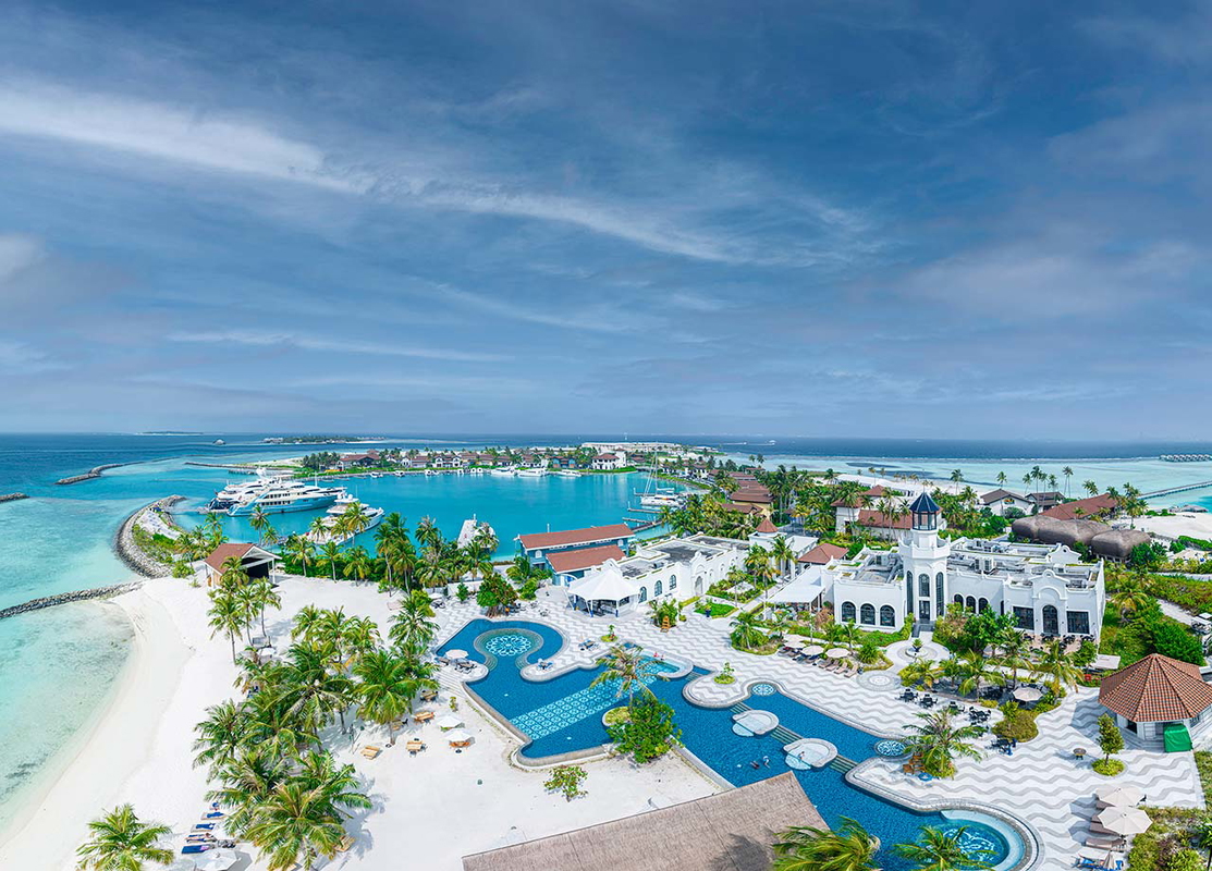 CROSSROADS Maldives Image