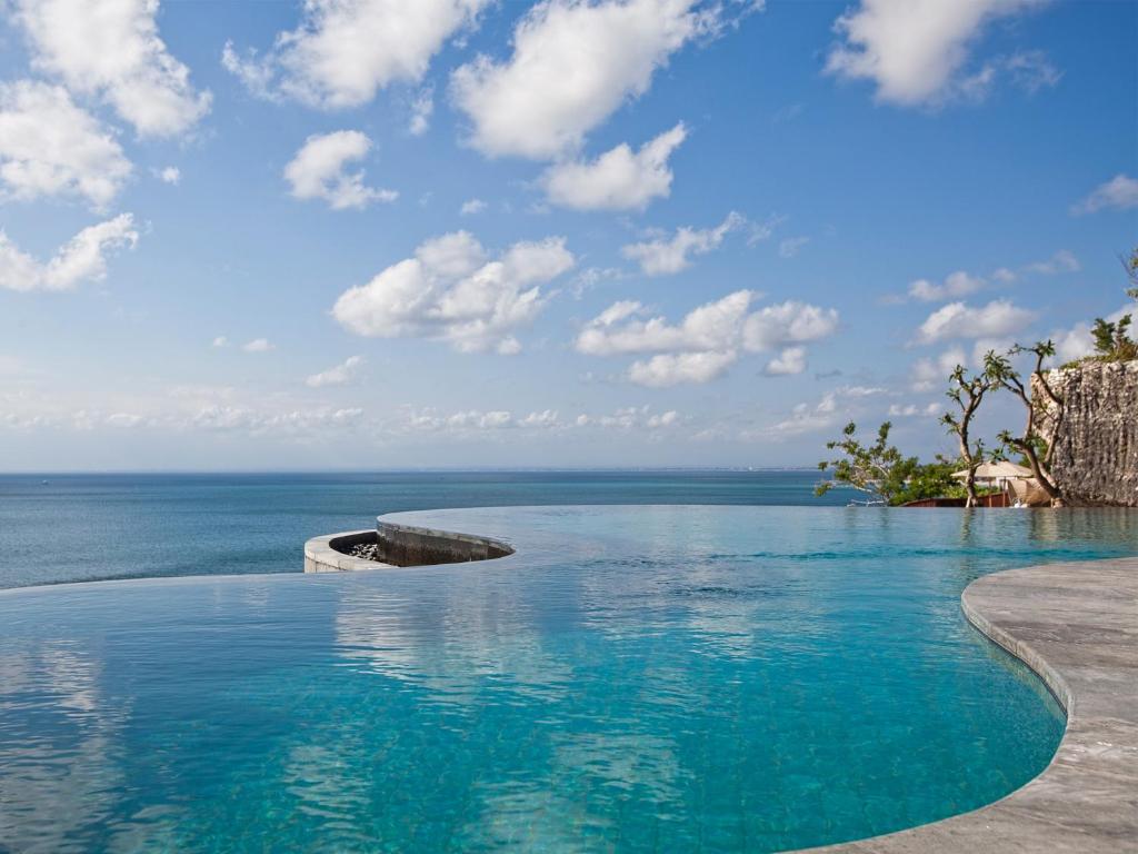Anantara Uluwatu Bali Resort Image