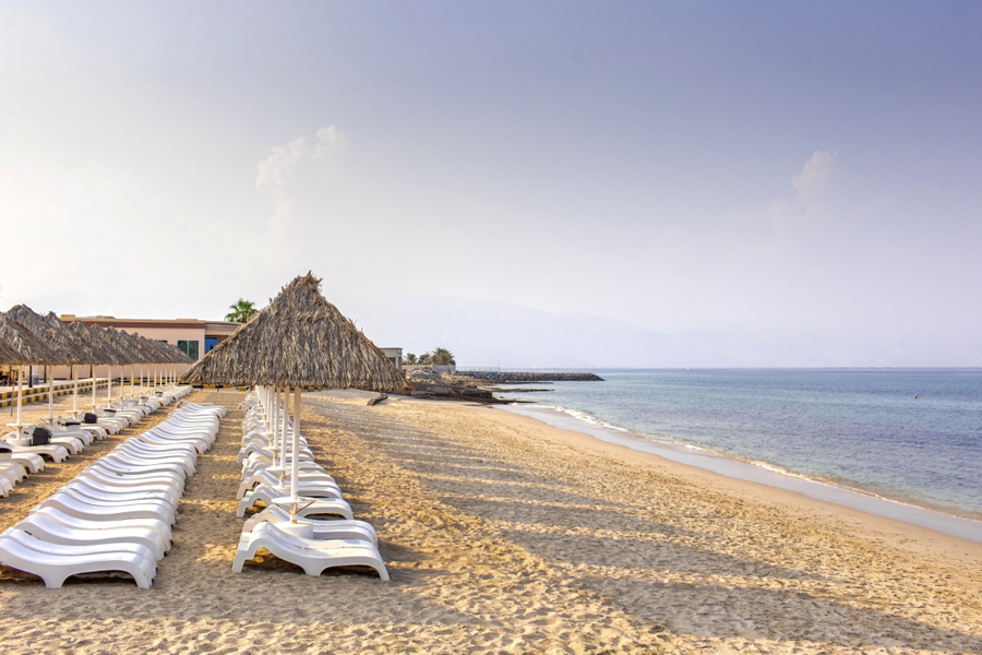 Royal Beach Hotel and Resort Daypass Image