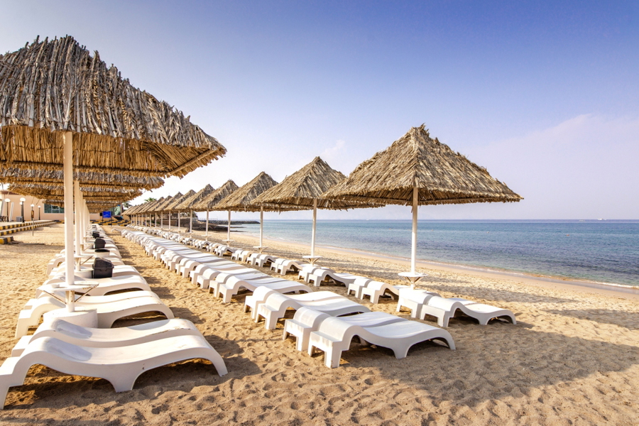 Royal Beach Hotel and Resort Daypass Image